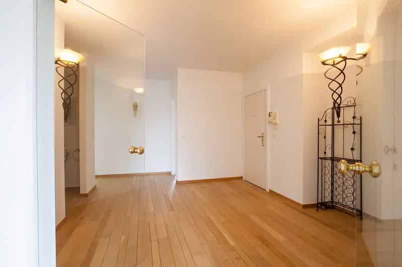 Ruim appartement met terras 8520181