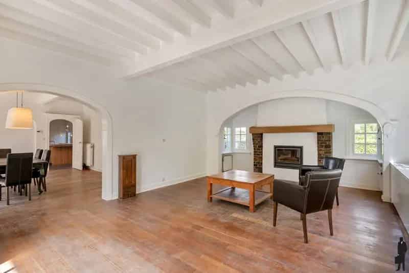 Zeer charmante gezinswoning op ca. 1.116m²