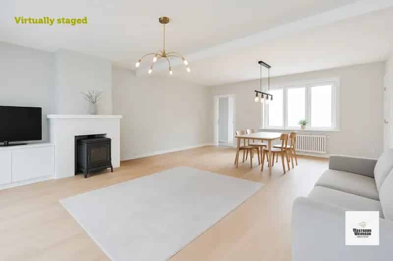 Te renoveren woning met 3 slaapkamers, tuin en garage te centrum Doomkerke