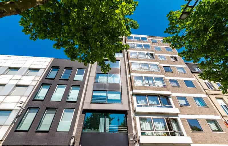 Modern 2 Slaapkamer Appartement Te Huur Italiëlei