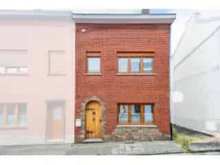 Huis te koop - Gilly VBD04566