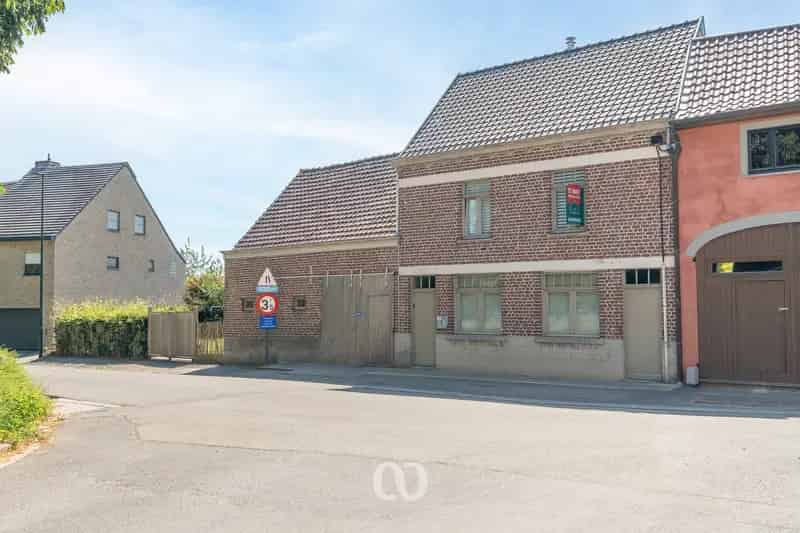 Instapklare woning met gezellige tuin in Horebeke