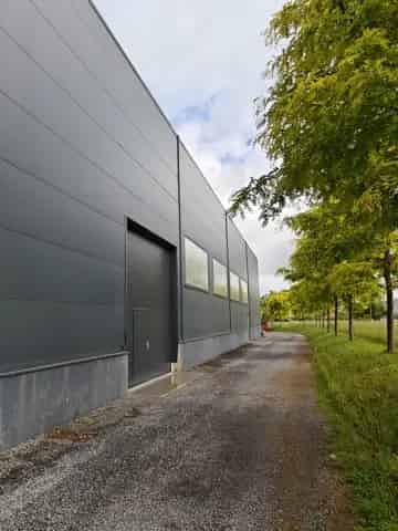 Magazijn te huur in Lessines