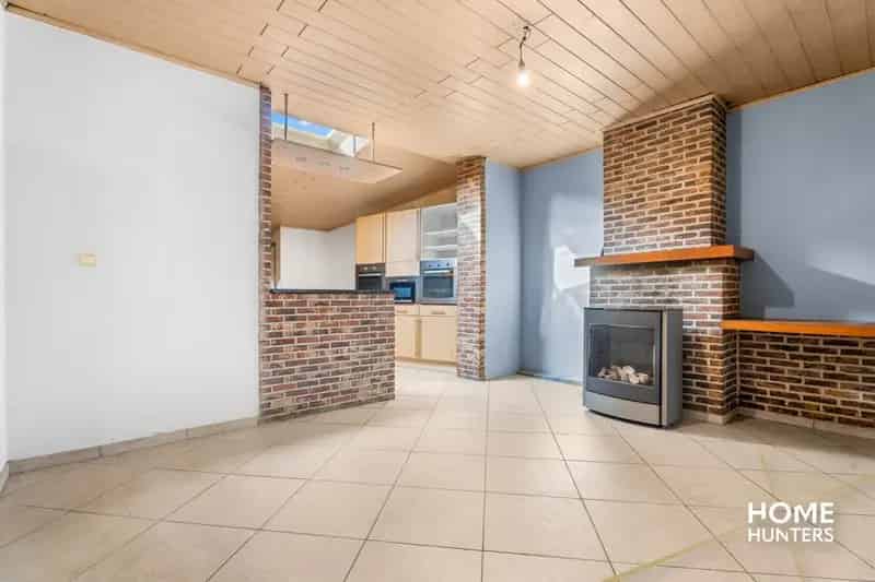 Praktische woning met 2 slaapkamers en uitgestrekte tuin in het rustige Wijtschate
