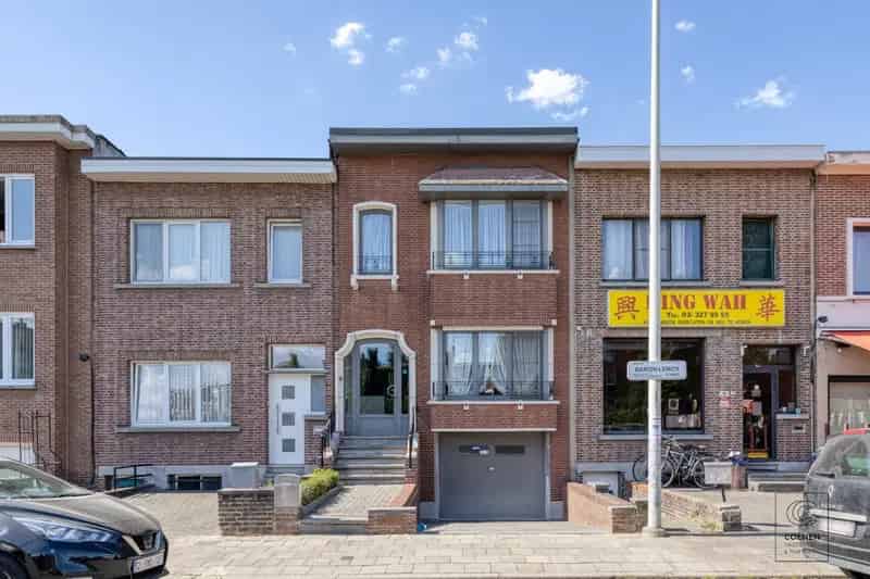 Charmante te renoveren woning van 119m² met 2 slaapkamers te Deurne!