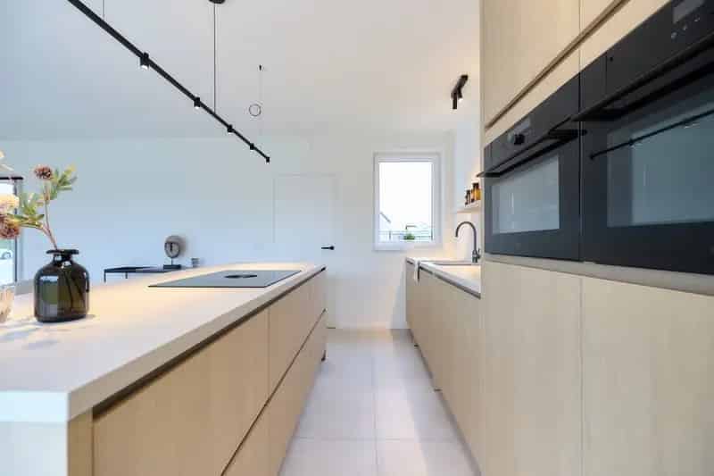 HECTAAR BOUWT MODERNE OPEN NIEUWBOUWWONING TE OOSTDUINKERKE