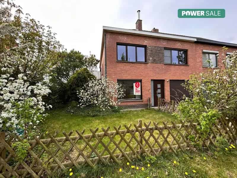 Huis te huur Aalter: 5 slaapkamers, instapklaar