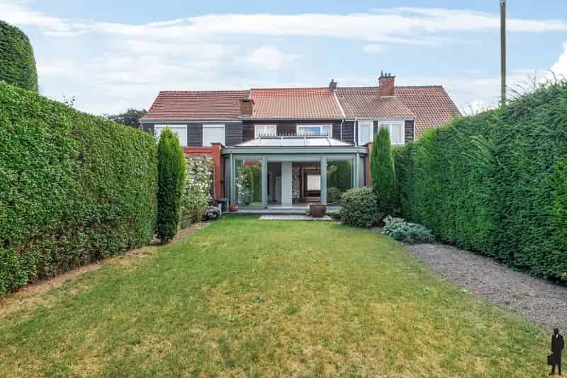 Charmante woning met leuke tuin in centrum van Boechout