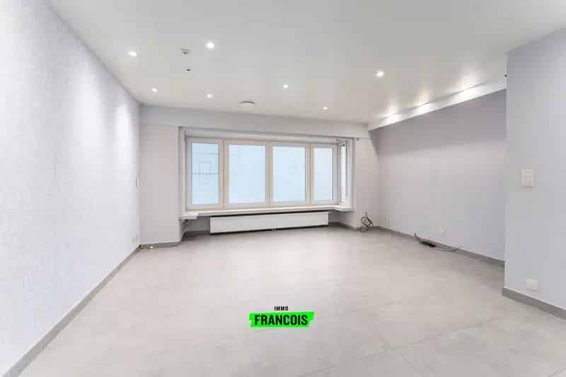 Moderne en energiezuinige rijwoning met garage op toplocatie in Blankenberge