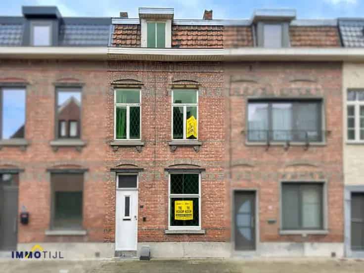 Huis Te Koop Hofstade: 3 Slaapkamers Garage Tuin Te Renoveren