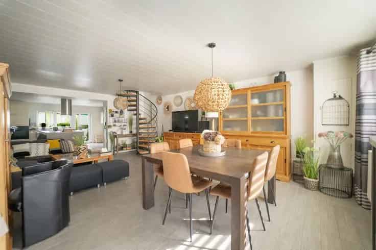 Huis Te Koop 2 Slaapkamers Terras Tuin