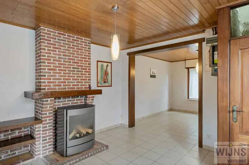Mooi onderhouden woning met 2 slpkm