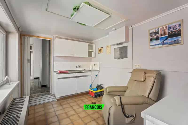 Te renoveren rijwoning in Poperinge