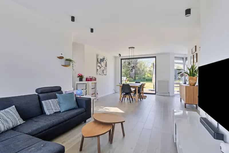 Instapklare woning met 3 slaapkamers op 7 are