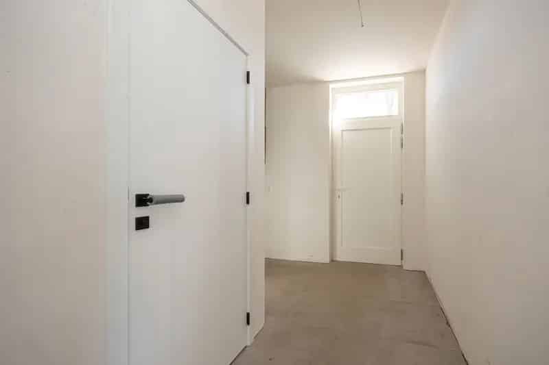 BEN-WONING MET 4 SLAAPKAMERS OP EEN PERCEEL VAN CA 362 M².