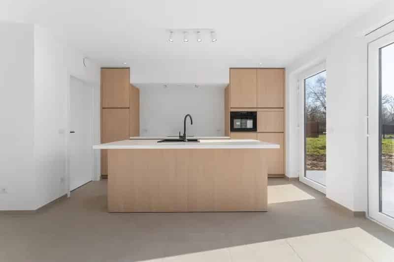 Alleenstaande nieuwbouwwoning op ruim perceel te Aalter