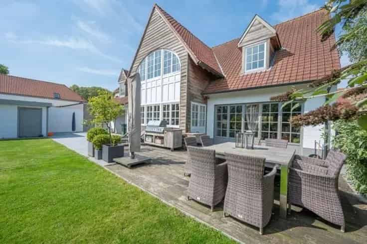 Villa te Koop Oostkerke 4 slaapkamers Dubbele Garage