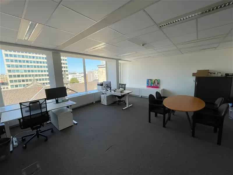 WETENSCHAP/ SCIENCE 14: vanaf 184m²