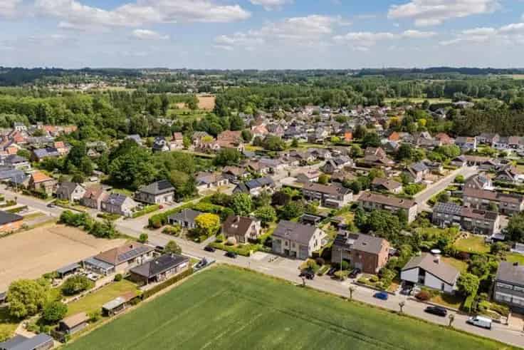 Huis Te Koop Instapklare Bel Etage 3 Slaapkamers Rustige Omgeving