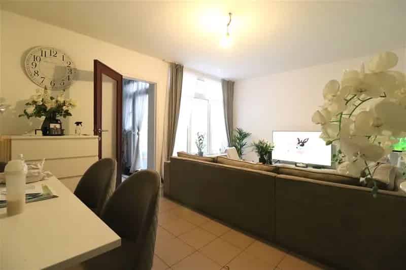 Gelijkvloers appartement te koop in Borgerhout