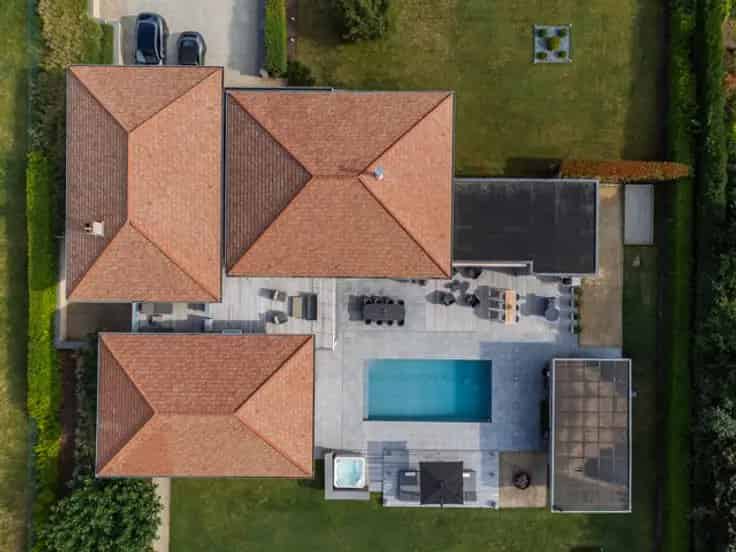 Luxe Villa te Edingen met Zwembad en Wellness