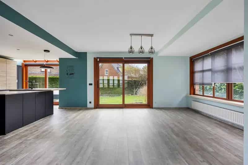 Ruime vrijstaande woning met veel mogelijkheden