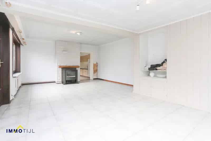Te Renoveren Woning in het prachtige Kastel!