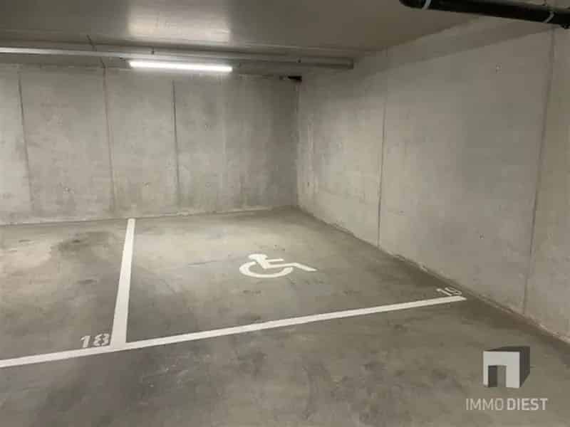 Garage te koop Ezeldijk - Ondergrondse autostaanplaats