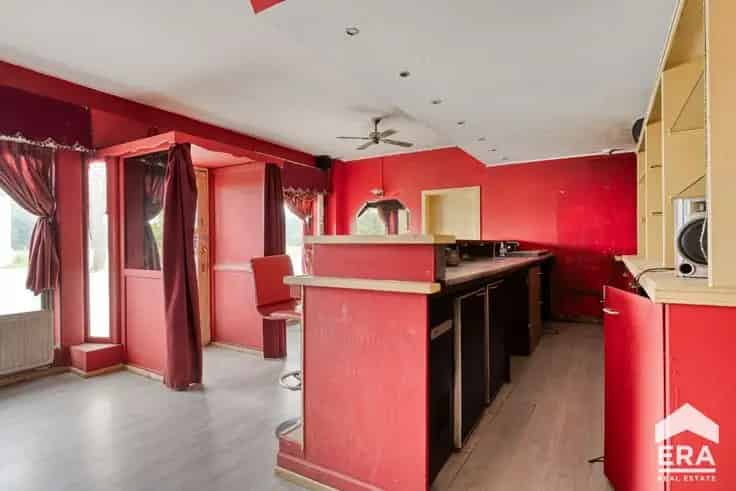 Huis Te Koop Bekkevoort: Veelzijdig Gebouw Nabij E314