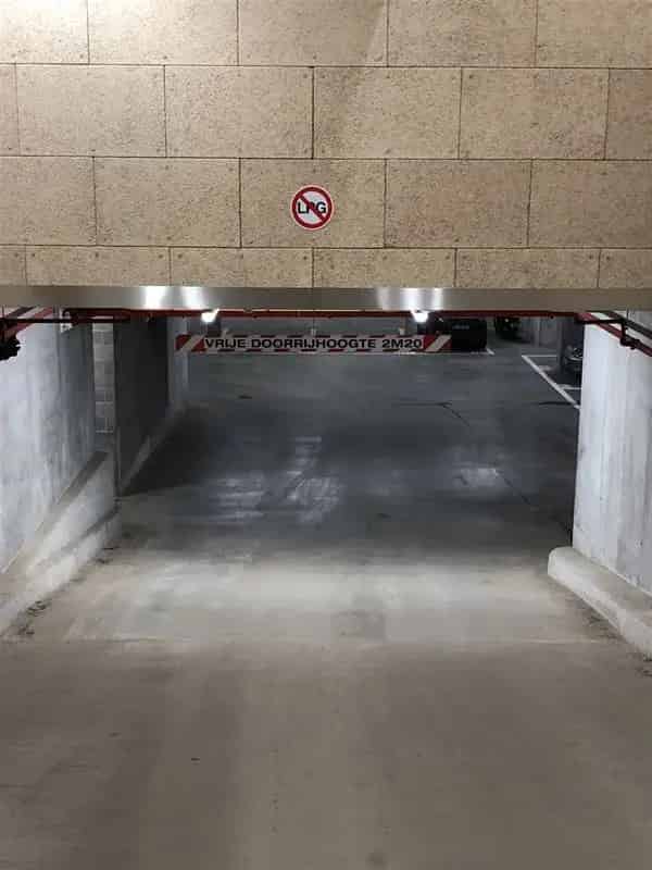 Overdekte parkeerplaats te koop in Antwerpen