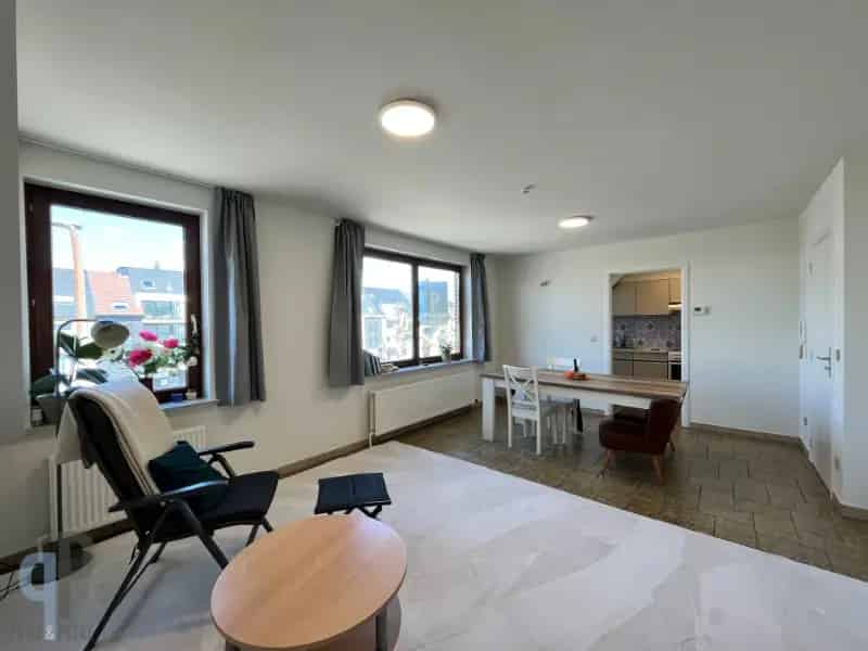 Appartement te huur 2 slaapkamers terras kelder
