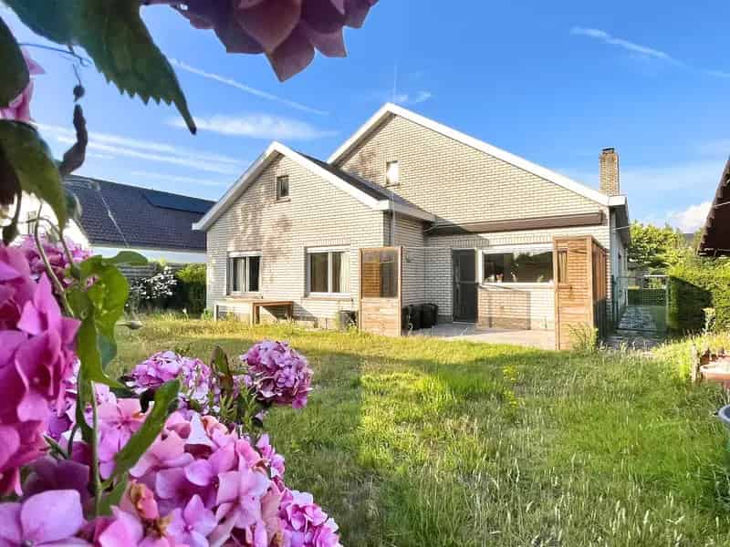 Vrijstaande woning te Heist-aan-Zee 3 slaapkamers