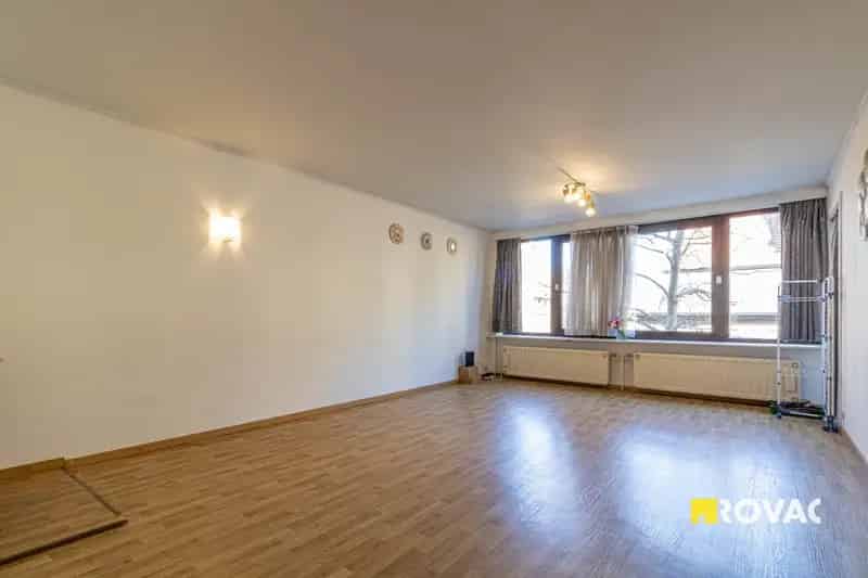 Appartement te huur 84m2 2 slaapkamers centraal gelegen
