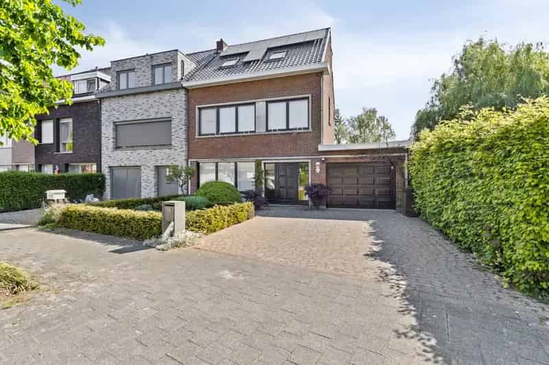 Huis te koop