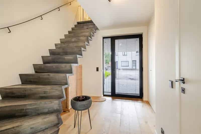 Huis te koop 3 slaapkamers tuin 2020