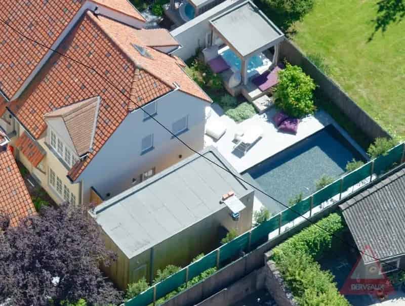 Moorslede – Halfopen woning met zwembad & jacuzzi