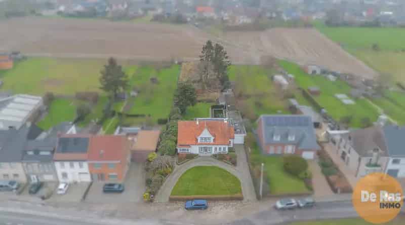 HAALTERT - Statige villa met tuin op uitstekende ligging