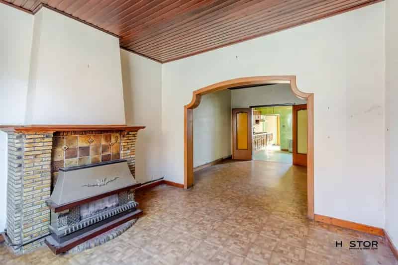 Woning met naastgelegen bouwgrond in Hamme!