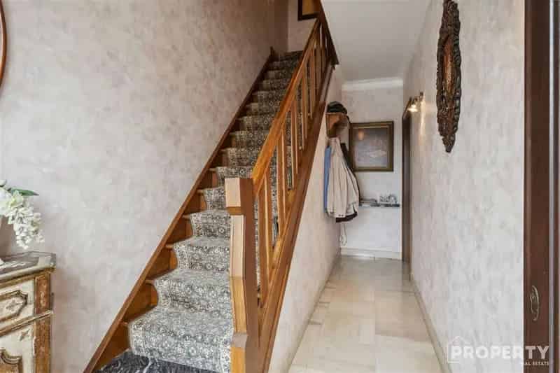 Huis te huur Meulebeke: 4 slaapkamers, 2 badkamers, tuin en garage