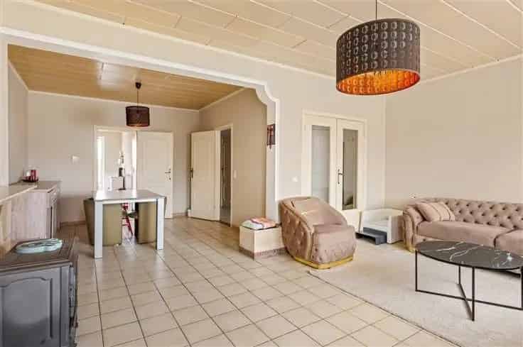 Appartement te koop 3 slaapkamers terras garage Deurne