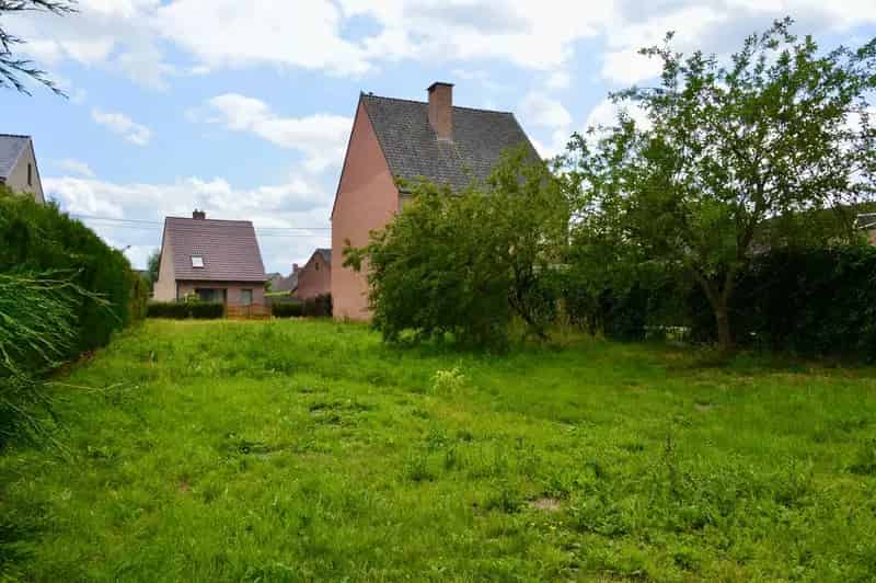 Bouwgrond HOB 8are 45ca in Opstal-Buggenhout.