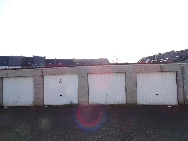 Zeer gunstig gelegen garagebox te koop in Mechelen!