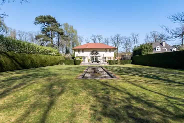 Huis Te Koop Kapellen Long Island Villa 5 slaapkamers 3 badkamers