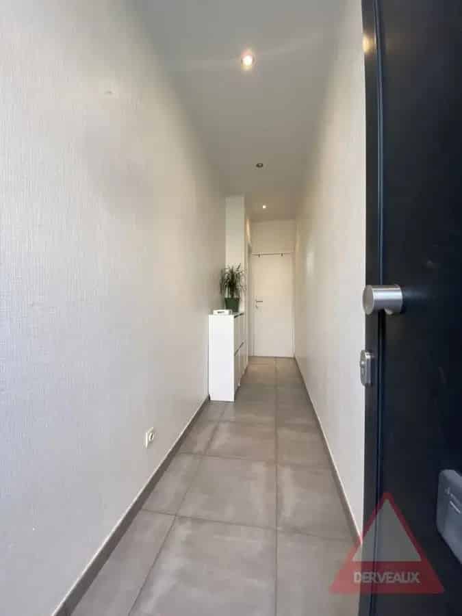 Moorslede – Instapklare woning met zonnig terras en centrale ligging