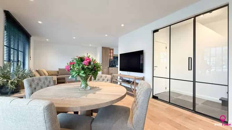 Met oog voor detail gerenoveerde woning gelegen te Zonhoven!