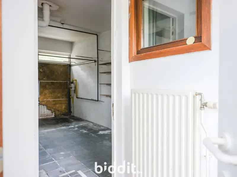 VOLLEDIG OP TE FRISSEN WONING