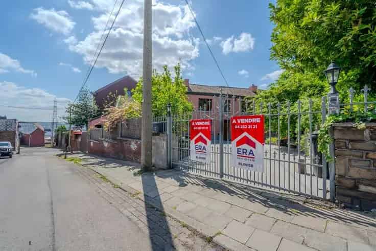 Ruime Familiewoning te Koop Saint Nicolas
