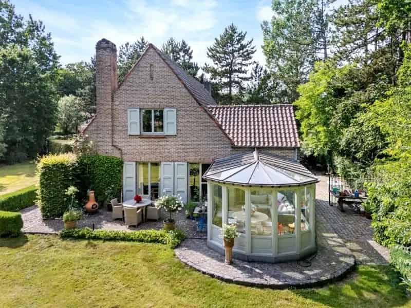 Exclusieve villa op ruim perceel met weiland – luxe, charme en eindeloze mogelijkheden