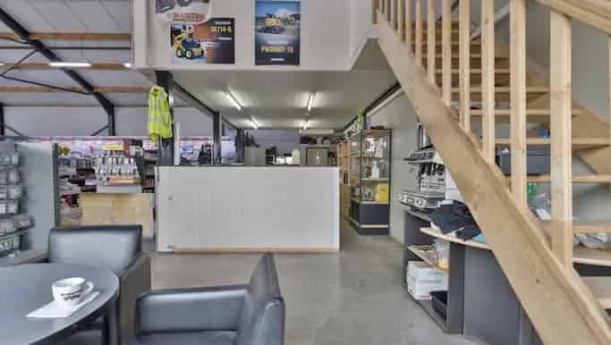 Magazijn met woonst te koop in Brieversweg 65, Damme - Dewaele