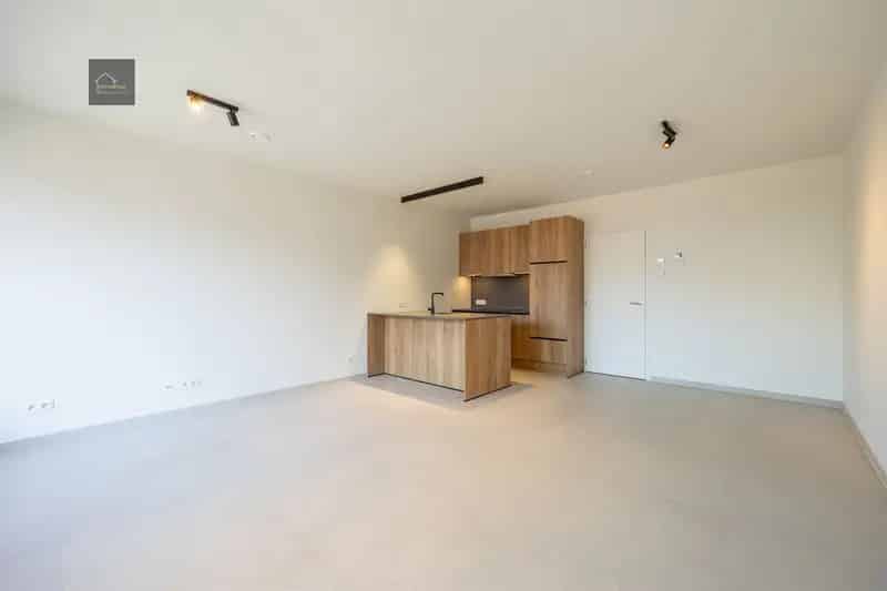 Appartement te koop 1 slaapkamer terras autostaanplaats